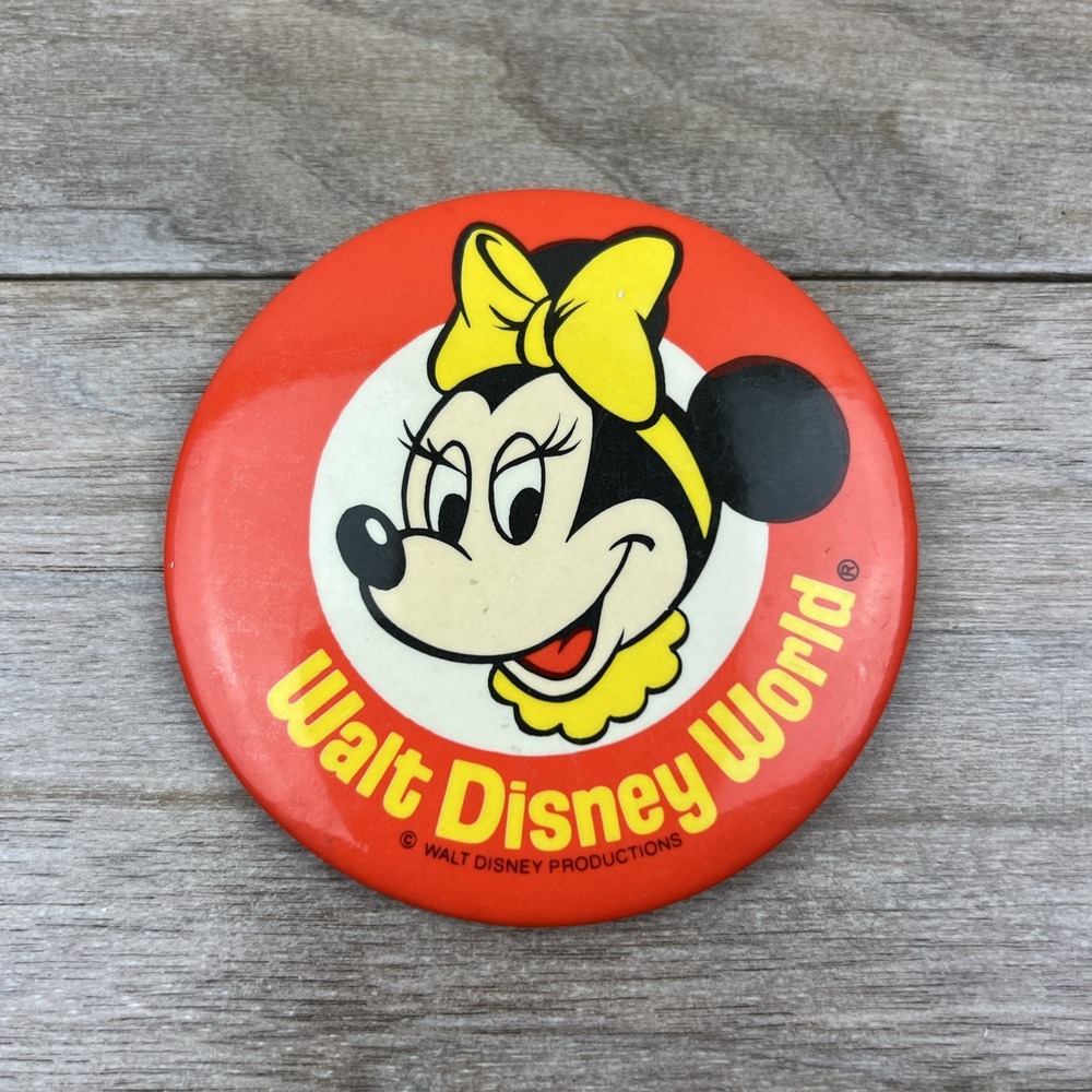 Vintage Disneyland Minnie Mouse Walt Disney Productions 3 1/2" Pin Back Button